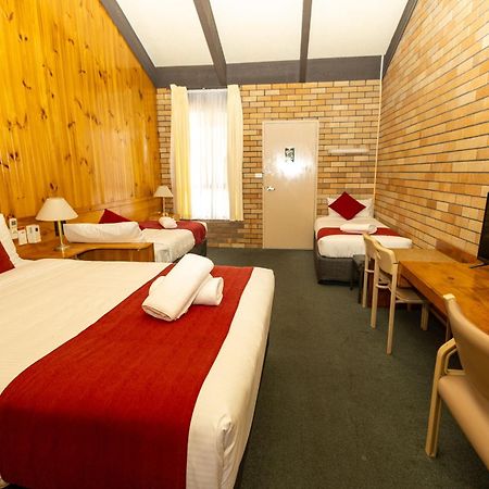 All Travellers Motor Inn คูนาแบราบรัน ภายนอก รูปภาพ